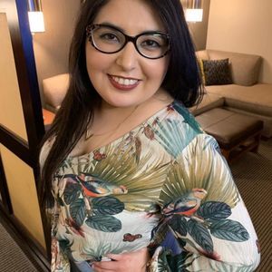 Meet your Posher, Yolanda